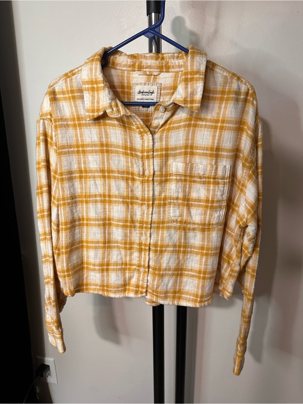 American Eagle Outfitters Yellow and White Plaid Cropped Flannel Shirt